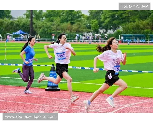 以运动点燃青春激情共筑健康中国梦推动全民健身新风尚