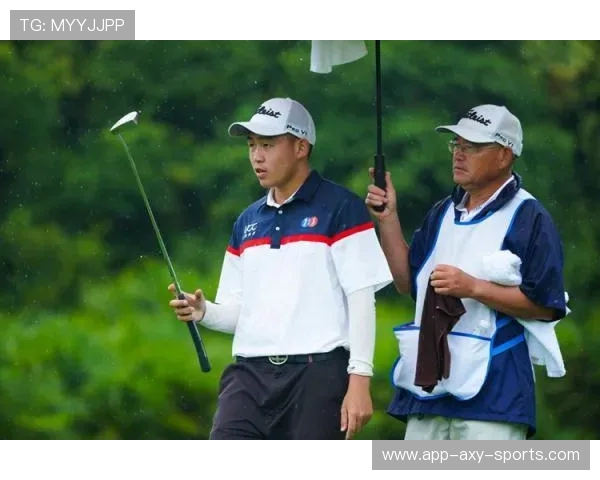 电竞比分实时更新：关注最新赛事动态与战队表现，精准预测胜负走向