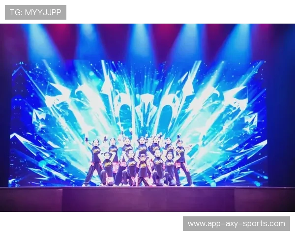 成都街舞队勇闯世界街舞大赛背后的奋斗故事与荣耀时刻