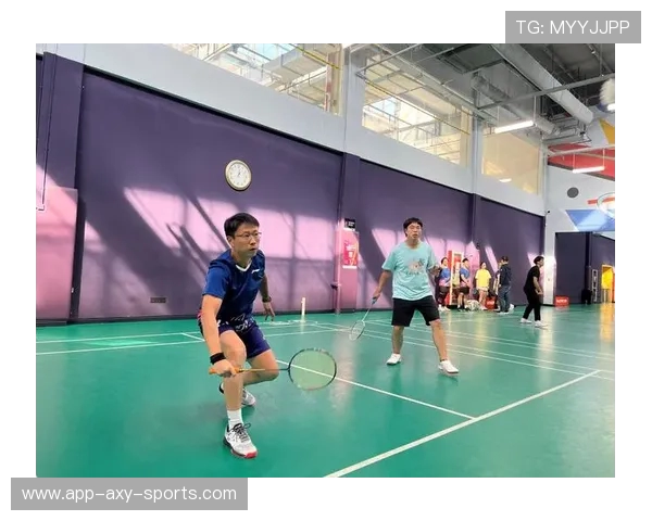 聚焦羽毛球：探讨成都羽毛球队默契配合与战术协作的成功之道