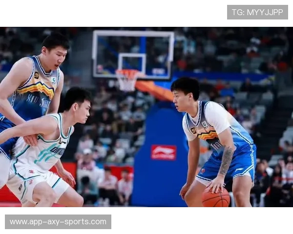 CBA精彩对决广东队迎战新疆队争夺季后赛席位的关键战役 CBA精彩对决广东队迎战新疆队争夺季后赛席位的关键战役